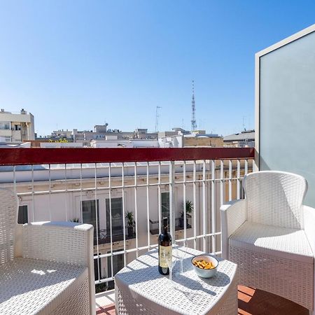 Central & Elegant Loft - With Balcony Bari Exterior foto
