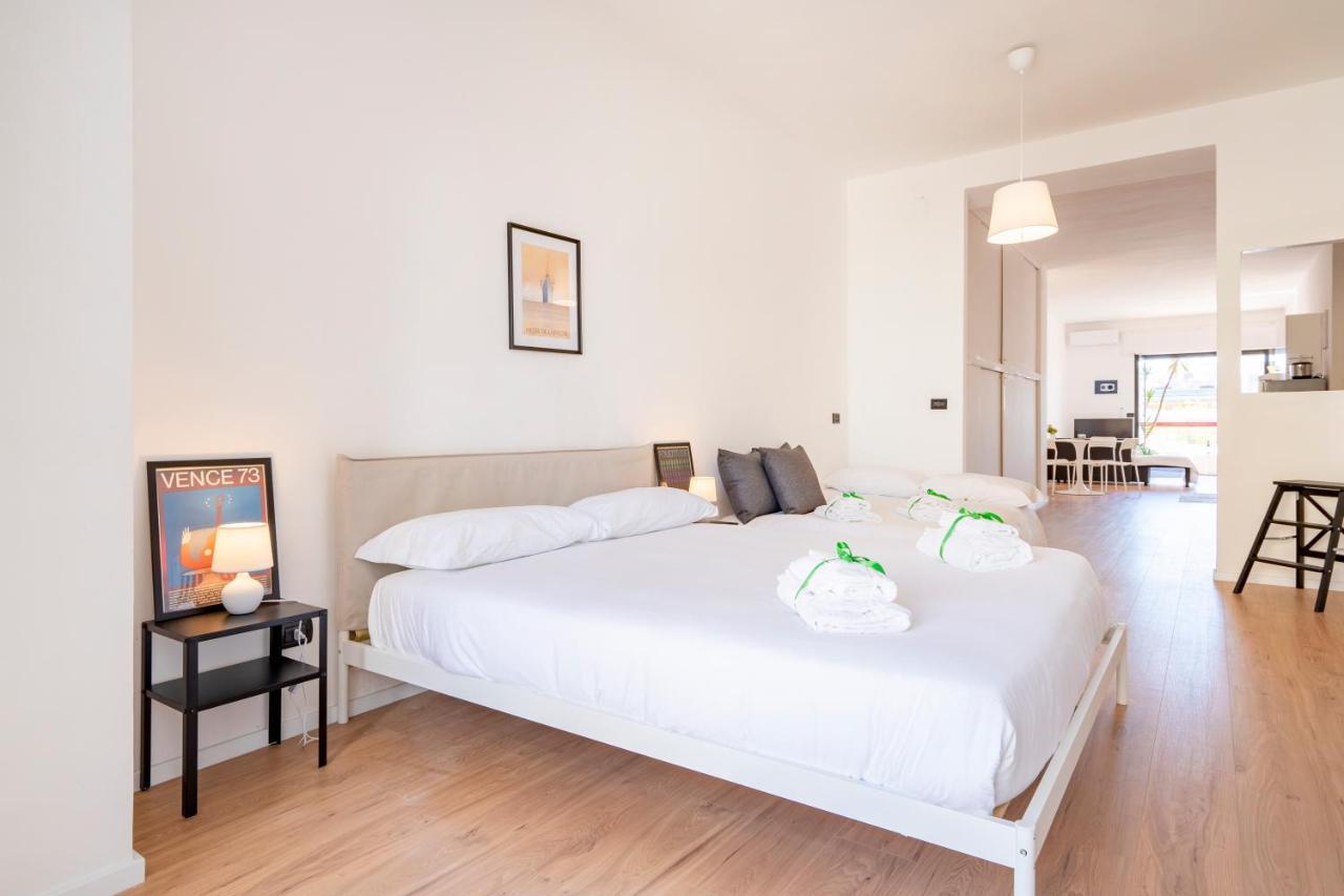 Central & Elegant Loft - With Balcony Bari Exterior foto